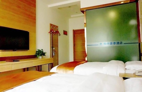 Gu'an County Hotel | Convenient Stay at GreenTree Inn, Family-Friendly Amenities