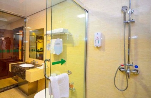 Lianyungang Hotel | Budget-Friendly Stay at GreenTree Inn Lianyungang Donghai