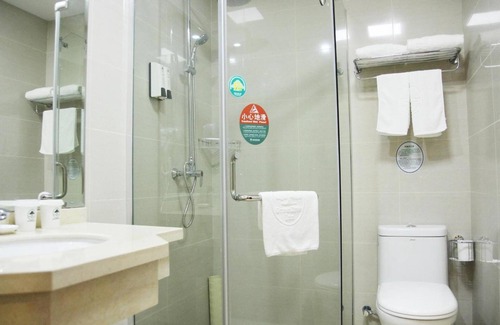 Lanshan District Hotel | Discover GreenTree Inn Linyi Near Convention Center Amenities