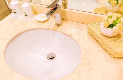 Jiading Hotel | GreenTree Inn ShangHai JiaDing the South of F1 Circuit FangTai Hardware Market Express Hotel