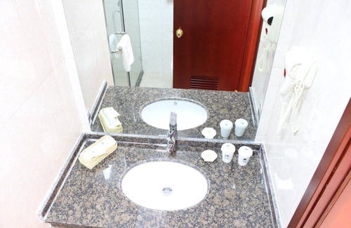 Songjiang Hotel | Family-Friendly Greentree Inn near Wanda Plaza in Shanghai
