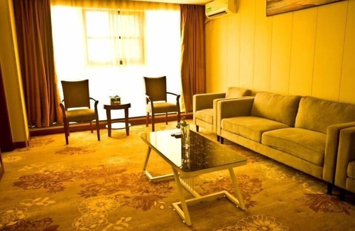 Suqian Hotel | Convenient Stay at GreenTree Inn Suqian Siyang Development Zone
