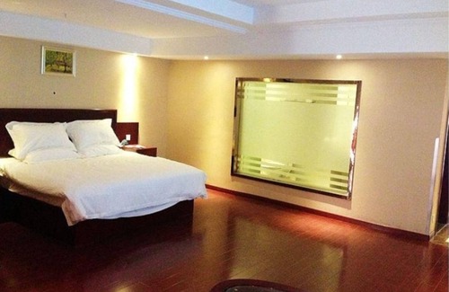 Suqian Hotel | Convenient Stay at GreenTree Inn Suqian Siyang Development Zone