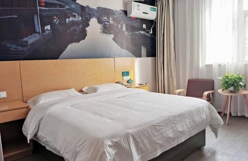 Gao Xin District Hotel | Discover GreenTree Inn SuZhou Film City: Family-Friendly Stay