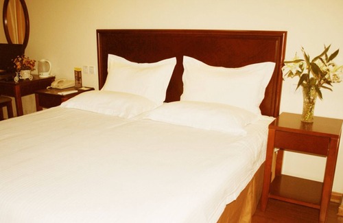 Taizhou Hotel | Explore GreenTree Inn Taizhou Xinghua with Family-Friendly Amenities