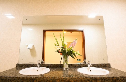 Tangshan Hotel | Convenient GreenTree Inn Near TangShan North Station