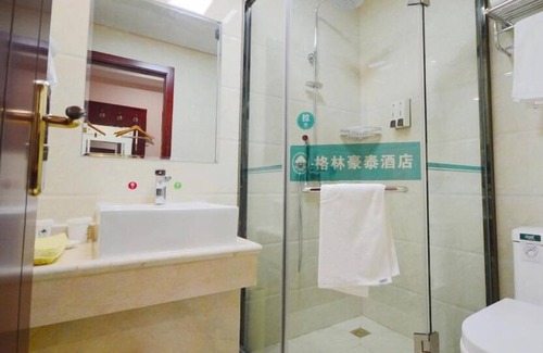 Pizhou Hotel | Comfortable Stay at GreenTree Inn PiZhou with Great Amenities