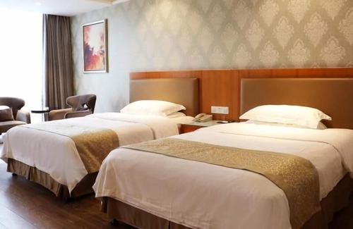 Binhai Hotel | Discover GreenTree Inn YanCheng: Family-Friendly Stay