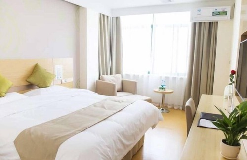 Dafeng Hotel | Discover GreenTree Inn Yancheng Dafeng Port Sea World Hotel