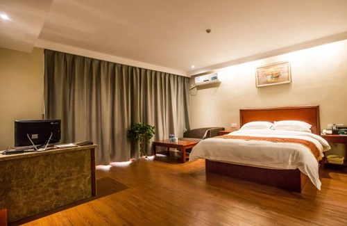 Danyang Hotel | Budget-Friendly Stay at GreenTree Inn Danyang Wanshan Park
