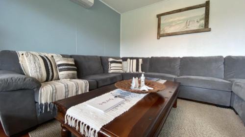 Sussex Inlet House | Pet-Friendly Getaway at Greentree Sanctuary - Family Fun Awaits