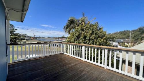Sussex Inlet House | Pet-Friendly Getaway at Greentree Sanctuary - Family Fun Awaits