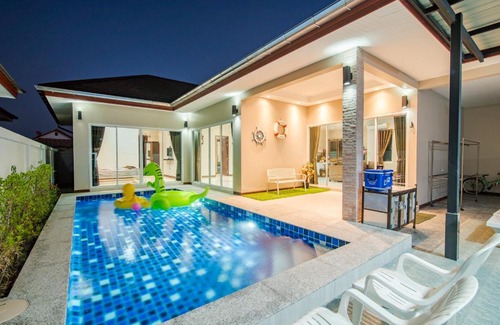 Cha-am Villa | Relax at Greenview Pool Villa Cha-am with Ocean Views
