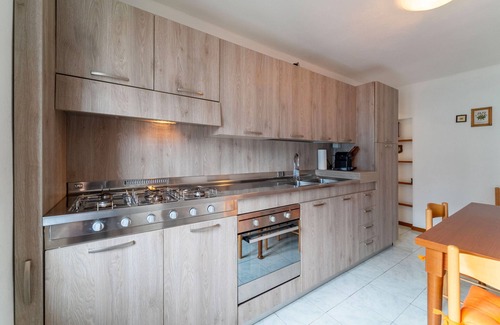 Colonno Apartment | Greenway Apartment by Wonderful Italy