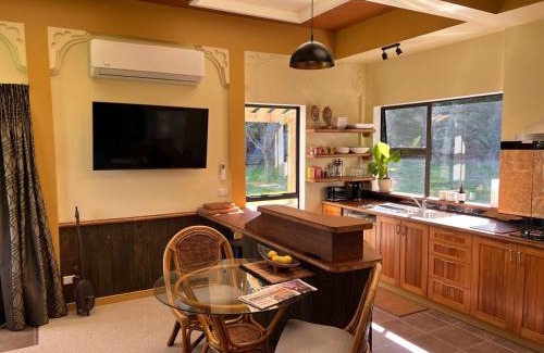 Otaki Apartment | Greenwood Bungalow - Stylish Retreat with Spa Pool