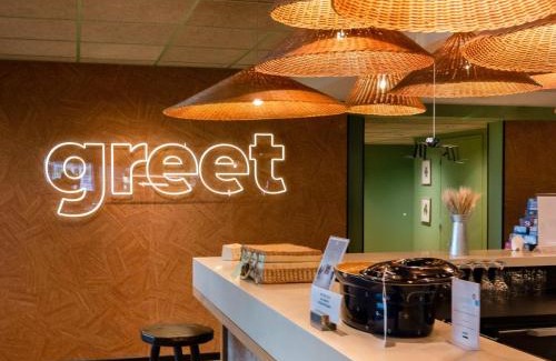 Colmar Hotel | Discover Greet Hotel Colmar: Pet-Friendly & Family-Ready