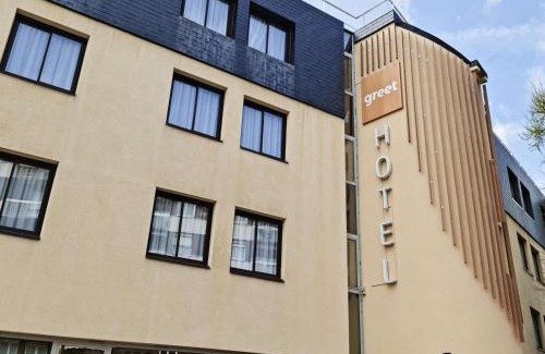 Evreux Hotel | Comfortable Greet Hotel Evreux Centre with Pool & Dining