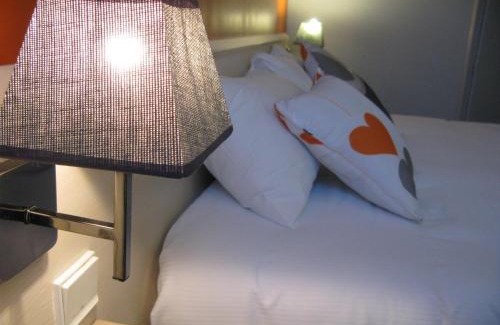 Massieux Hotel | Discover HOTEL Lyon Nord: Pet-Friendly & Family-Oriented Stay