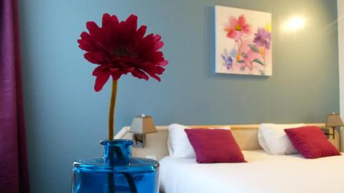 Massieux Hotel | Discover HOTEL Lyon Nord: Pet-Friendly & Family-Oriented Stay