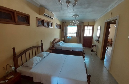 Trinidad House | Ocean View Retreat at Gregory Apartamento Independiente