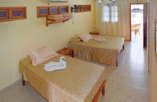 Trinidad House | Ocean View Retreat at Gregory Apartamento Independiente