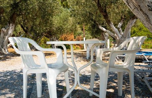Kokkari Apartment | Budget-Friendly Gregory Studios: Child-Friendly Retreat