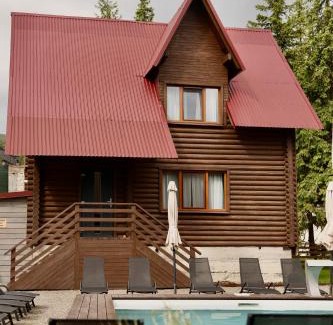 Dragobrat Hotel | Gremi Hotel: Oceanfront Bliss with Pool and Spa Amenities