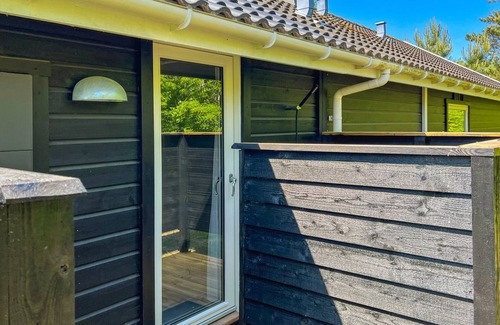 Oster Somarken House | Seaside Retreat "Greta" - Relax by the Oceanfront Spa