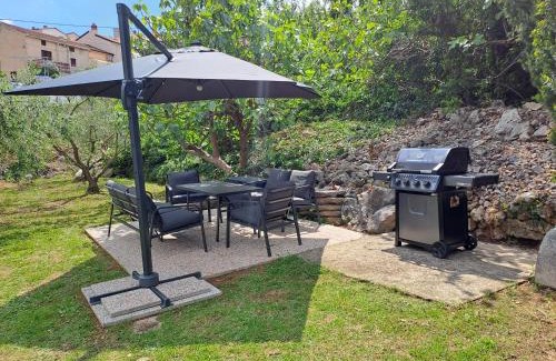 Vrbnik Apartment | Elegant Greta Hotel: Family-Friendly Retreat & 8.9/10 Rating