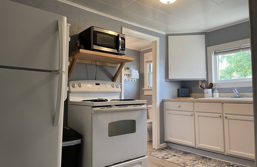 Charlevoix House | Explore Greta on Green Street: Pet-Friendly Retreat with Spa