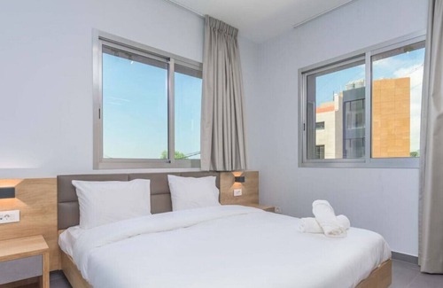 Duhur ash Shuwayr Apartment | Modern 2-Bedroom Apartment in Awkar - Family-Friendly Stay