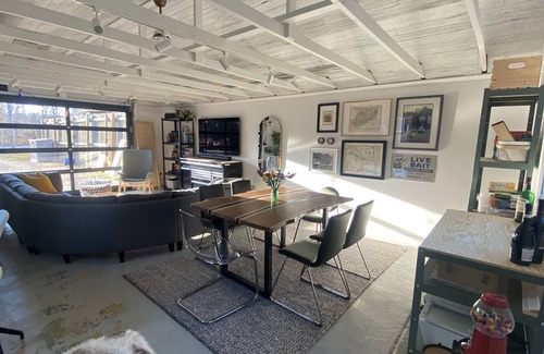 Port Stanley House | Pet-Friendly Grey Cottage with Ocean View in Port