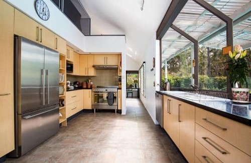 Callala Bay House | Comfortable Grey Gables: Pet-Friendly with Pool & Spa