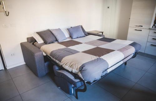 Pavia Apartment | Pet-Friendly Grey House Pavia with Top 9.1/10 Guest Rating