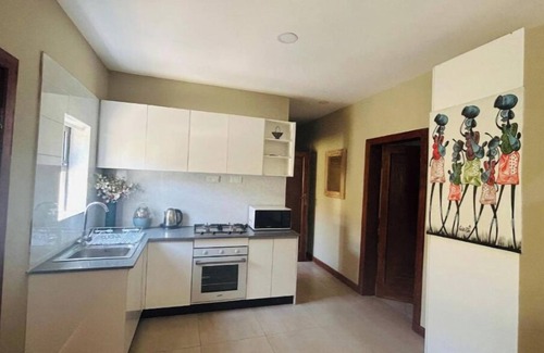 Lusaka House | Grey Mango