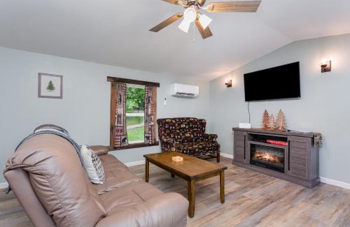 Logan House | Discover Grey Pines: Pet-Friendly Oceanfront Retreat