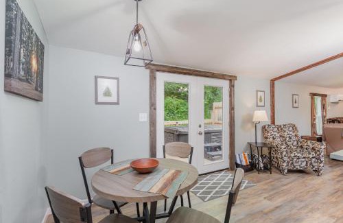 Logan House | Discover Grey Pines: Pet-Friendly Oceanfront Retreat