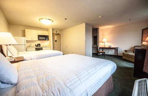 Vance Hotel | Greystone Inn and Suites: Rated 8.6 with Family-Friendly Amenities