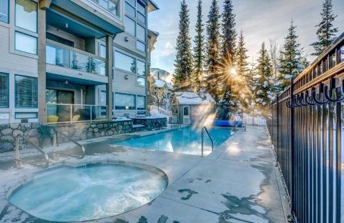 Upper Village House | Greystone Lodge 311: Ski-in, Hot Tub & Pool Access
