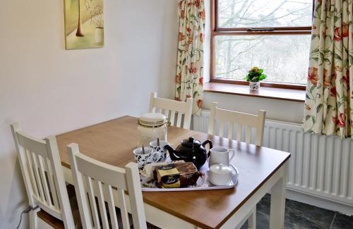 Hawes House | Welcoming Greystones Cottage - Ideal for Families