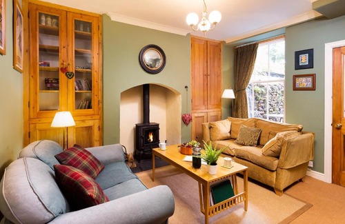 Bowness-on-Windermere House | Greystones: Family-Friendly Getaway with 4-Star Comfort