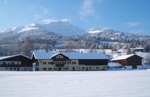 Altbach House | Discover Grieswirt: A 9/10 Rated Family-Friendly Escape