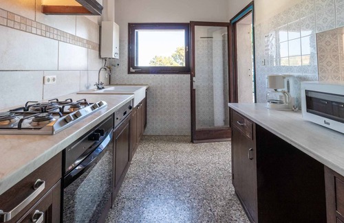 Llanca Apartment | Grifeu: Bright Apartment with Terrace & Ocean Views