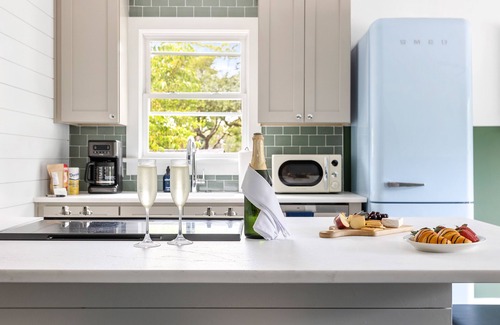 North Charleston Apartment | Pet-Friendly Griffin at The Quad with Kitchen Amenities