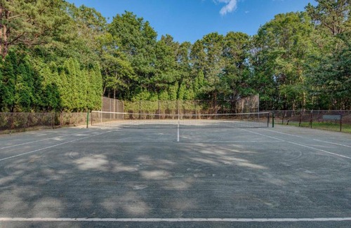 East Quogue House | Griffing Getaway: Family-Friendly Oasis with Pool Access