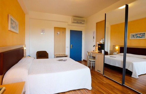 Principina a Mare Hotel | Elegant Grifone: Guest Rated 9.2 with Prime Amenities