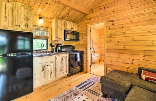 Sparta Cabin | Cozy Sparta Tiny Cabin with Covered Deck & River Access