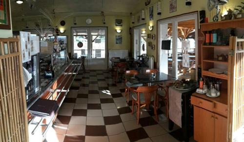 Zsorifurdo Bed & Breakfast | Pet-Friendly Grill Terasz Étterem with Breakfast & Kitchen