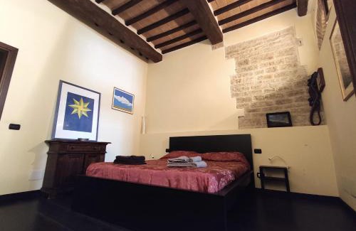 Todi Apartment | Explore Grillotti Apartment: Pet-Friendly with Top Amenities