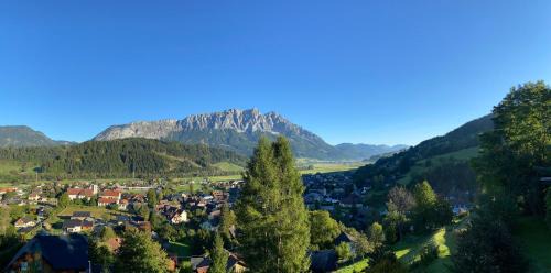 Oeblarn Apartment | Top-Rated Grimming Appartement in Schladming - Pet Friendly